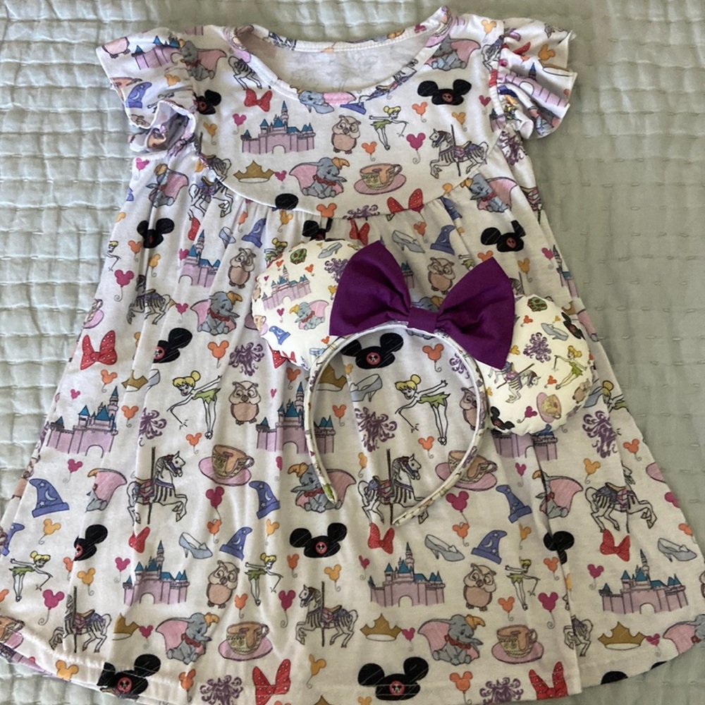 Disney sketch print top and ears